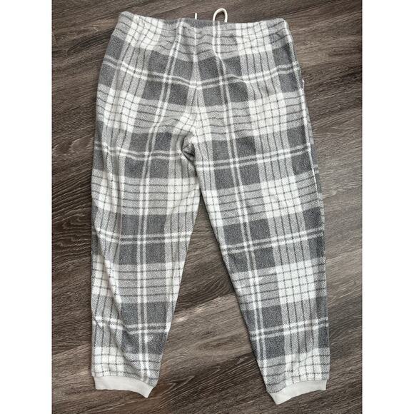 NWT Aerie Snowed In Fuzzy Jogger Plaid Pant Size XL Gray - Picture 5 of 5